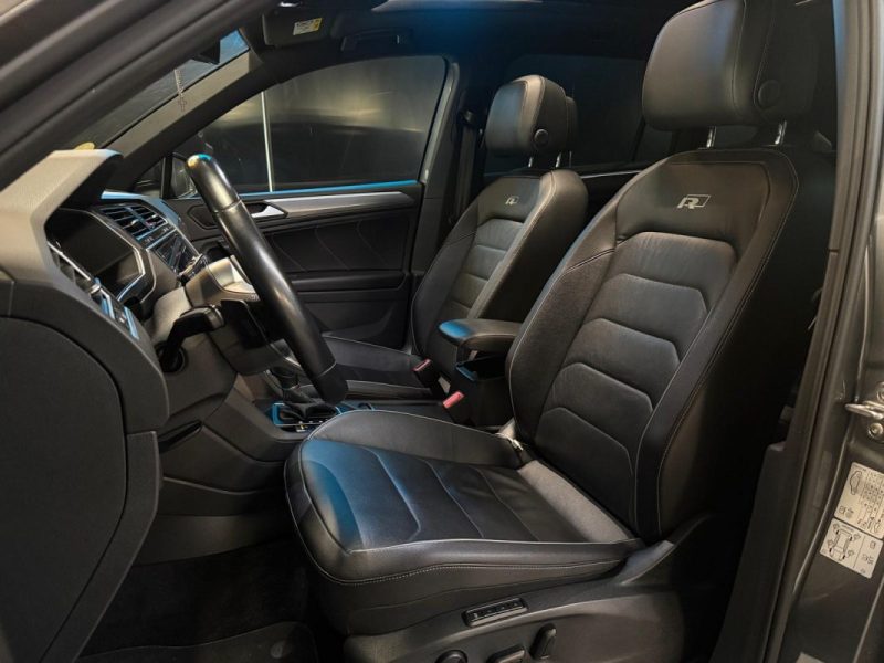 VOLKSWAGEN TIGUAN 2.0 TDI 150 ch DSG7 / TOIT OUVRANT + APPLE CARPLAY + KEYLESS /