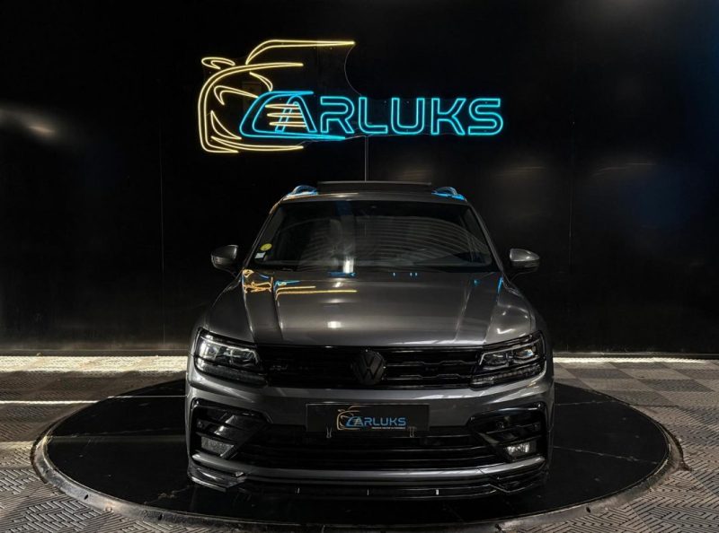 VOLKSWAGEN TIGUAN 2.0 TDI 150 ch DSG7 / TOIT OUVRANT + APPLE CARPLAY + KEYLESS /