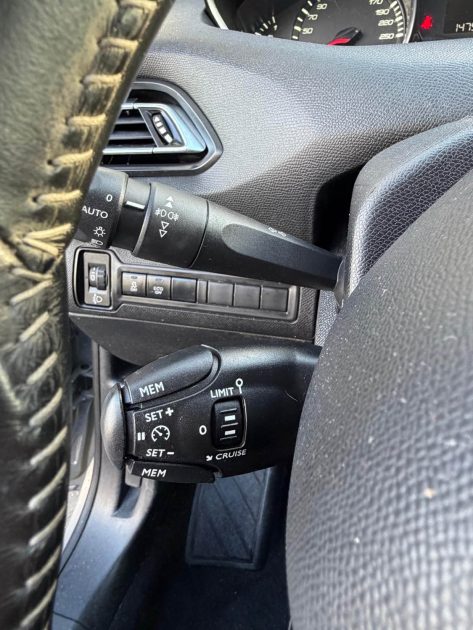PEUGEOT 308 SW 1.6 BlueHDi 100ch STYLE 