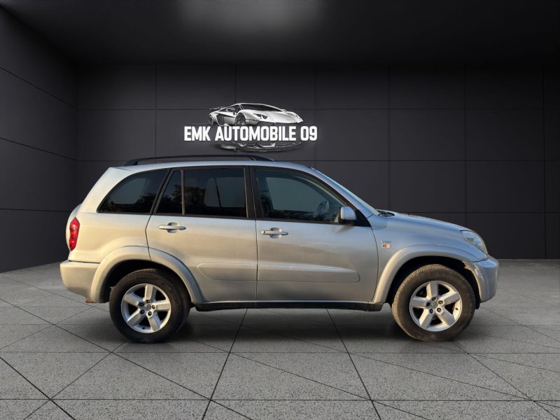 TOYOTA RAV4 2.0 150 ch VVT-I VX BVA garantie 