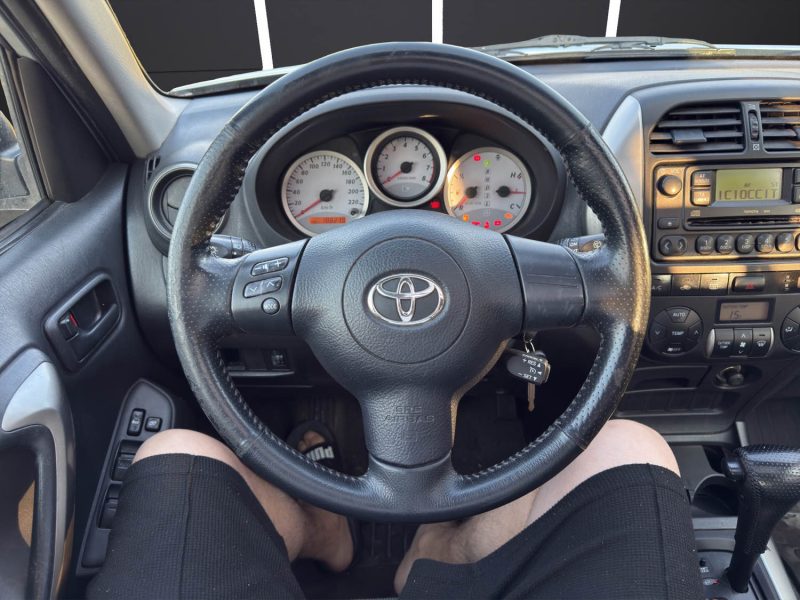 TOYOTA RAV4 2.0 150 ch VVT-I VX BVA garantie 