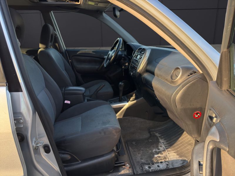 TOYOTA RAV4 2.0 150 ch VVT-I VX BVA garantie 