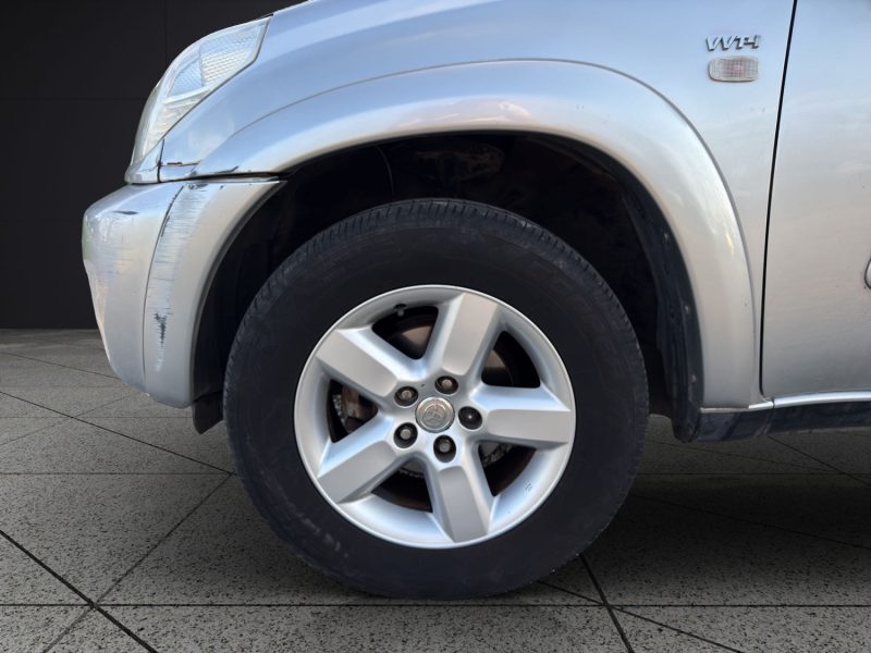 TOYOTA RAV4 2.0 150 ch VVT-I VX BVA garantie 