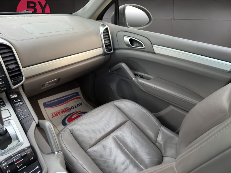 PORSCHE Cayenne 3.0 TDi DPF V6 24V Tiptronic S 245 cv Boîte auto 