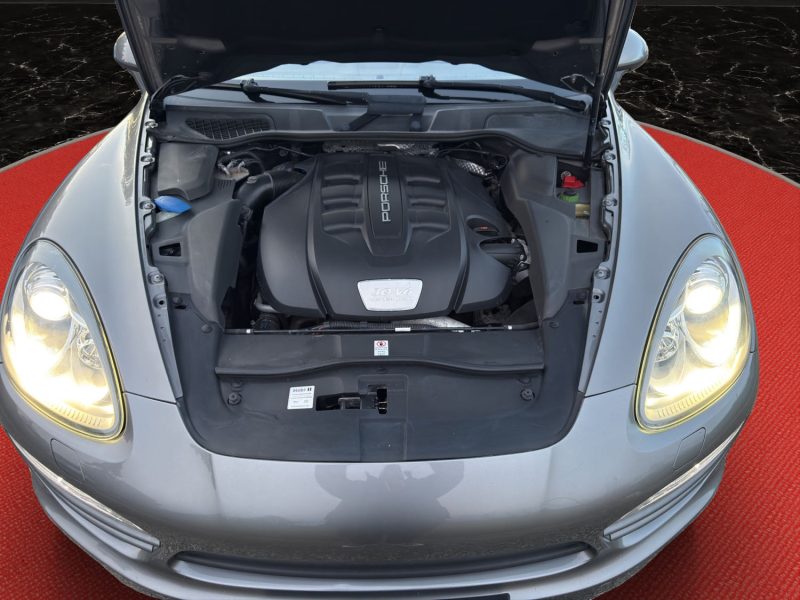 PORSCHE Cayenne 3.0 TDi DPF V6 24V Tiptronic S 245 cv Boîte auto 