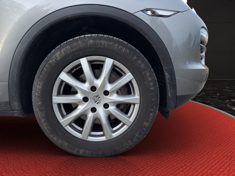 PORSCHE Cayenne 3.0 TDi DPF V6 24V Tiptronic S 245 cv Boîte auto 