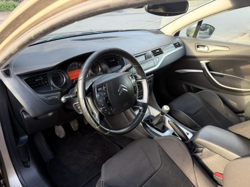 CITROEN C5 1.6 HDI 110 DYNAMIQUE
