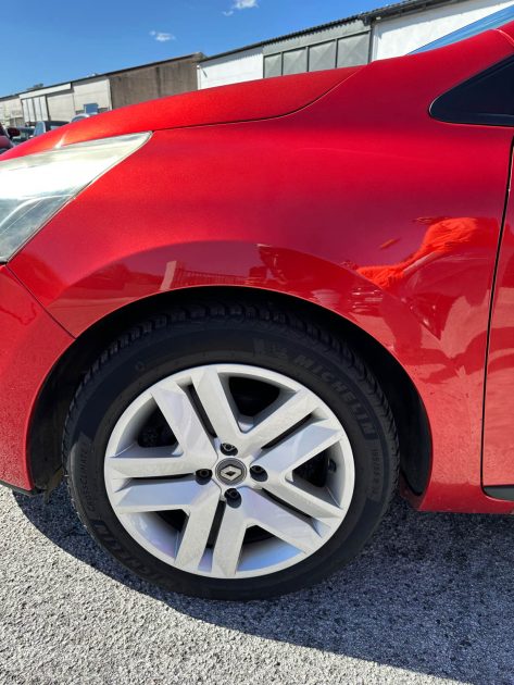 RENAULT CLIO IV 90CH ENERGY INTENS /ENTRETIEN RENAULT COMPLET/5 PLACES/ECRAN