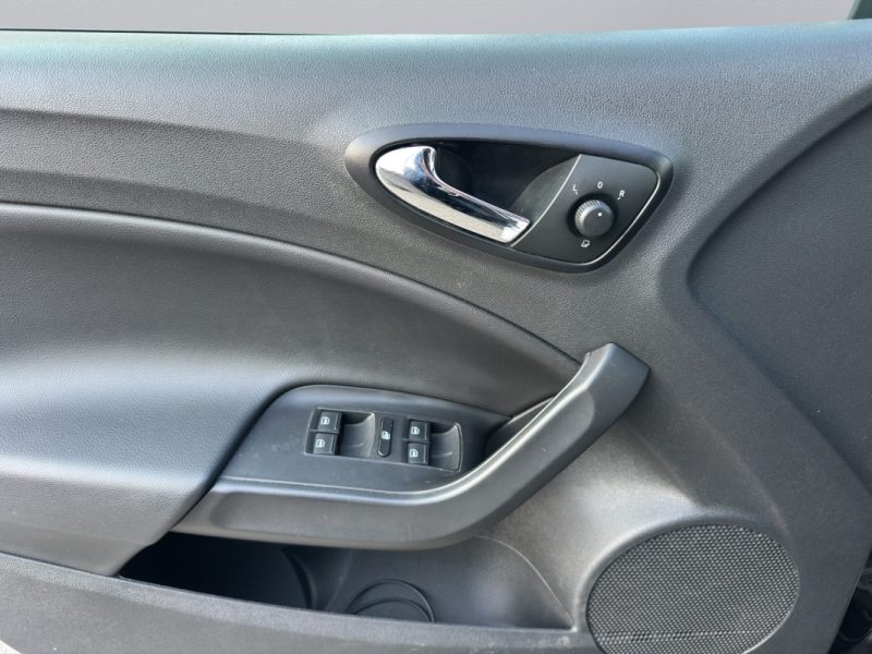 SEAT IBIZA 1.4 TDI - 90 cv CONNECT CARPLAY