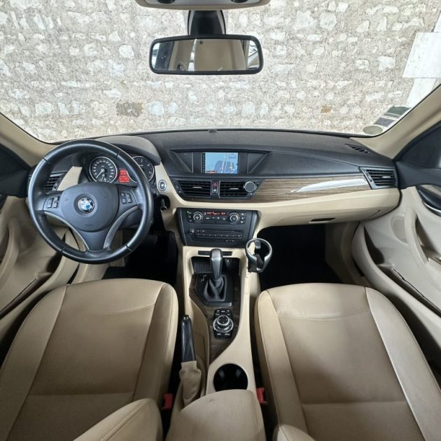 B.M.W. X1 XDRIVE20DA 177CH LUXE 2011