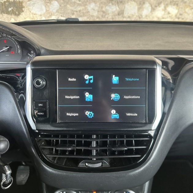 PEUGEOT 208 1.6 BLUEHDI 75CH ALLURE BUSINESS S&S 5P 2017