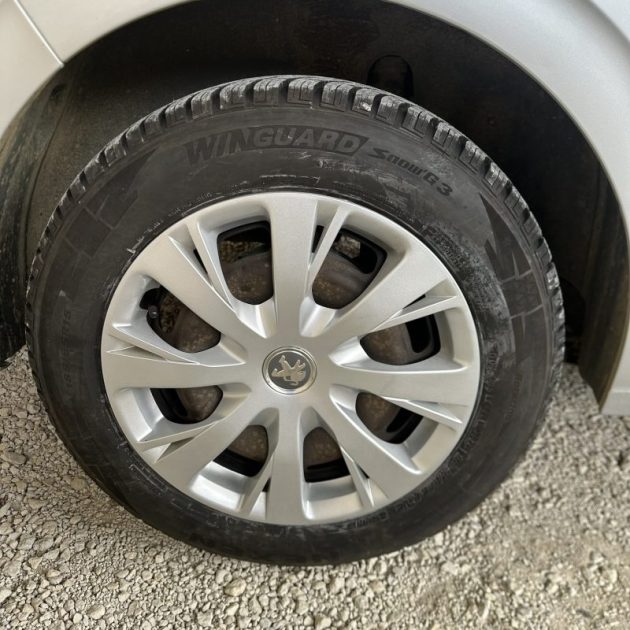 PEUGEOT 208 1.6 BLUEHDI 75CH ALLURE BUSINESS S&S 5P 2017