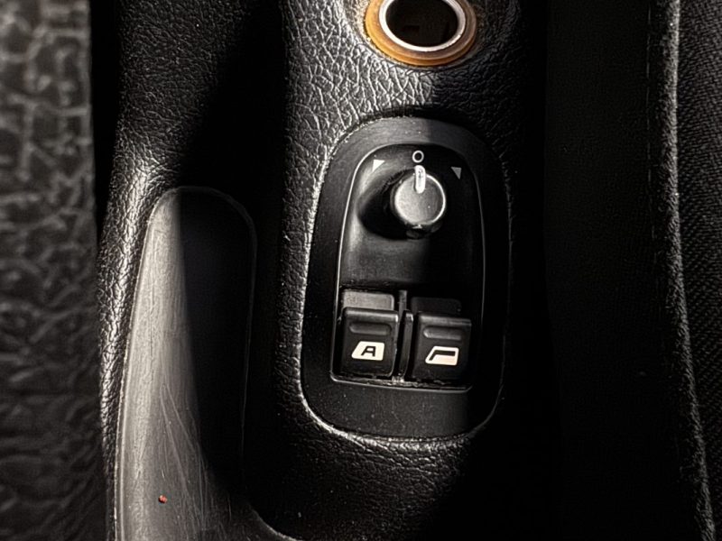 PEUGEOT 206 1.4 75ch TRENDY 5P 