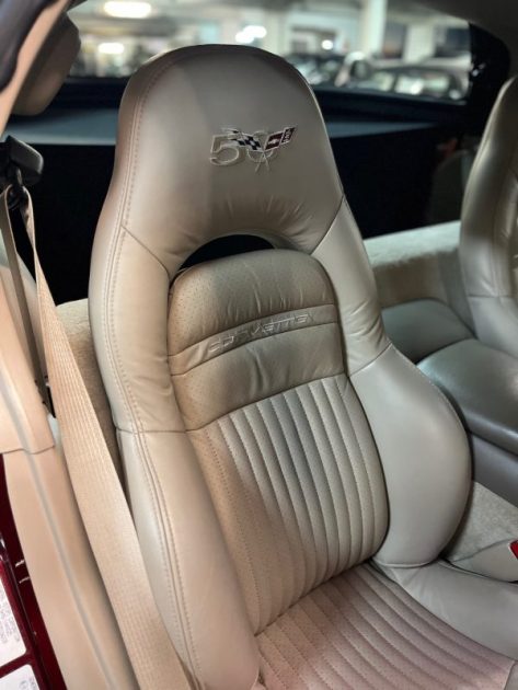 CHEVROLET CORVETTE C5 5.7 V8 50Th Anniversaire 