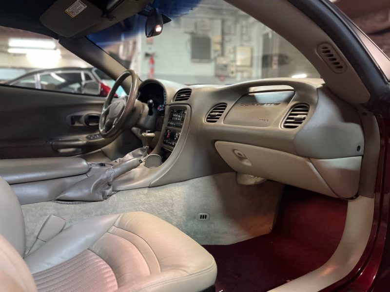 CHEVROLET CORVETTE C5 5.7 V8 50Th Anniversaire 