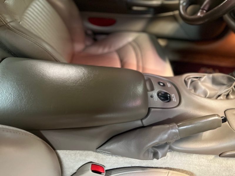 CHEVROLET CORVETTE C5 5.7 V8 50Th Anniversaire 