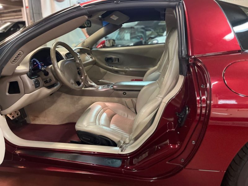 CHEVROLET CORVETTE C5 5.7 V8 50Th Anniversaire 