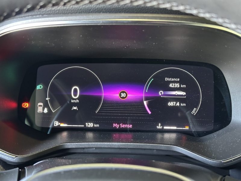 RENAULT CLIO 1.0 TCE 90 CH TECHNO / CAR PLAY / 1ER MAIN   2024