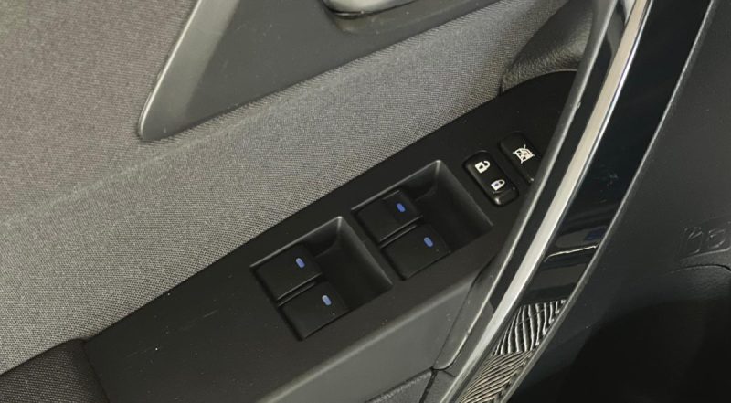 TOYOTA AURIS 1.8L HYBRID 