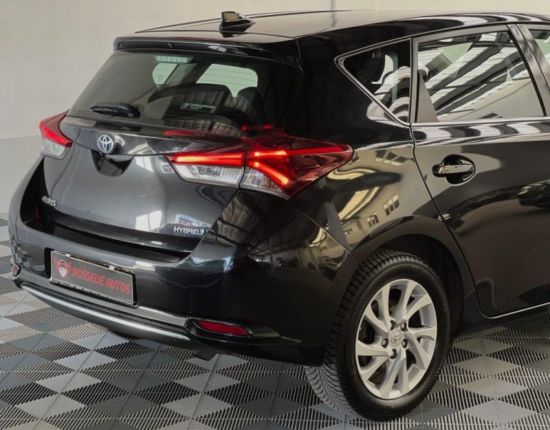 TOYOTA AURIS 1.8L HYBRID 