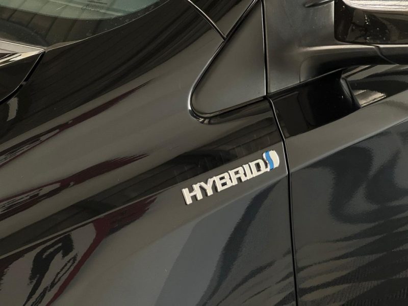 TOYOTA AURIS 1.8L HYBRID 