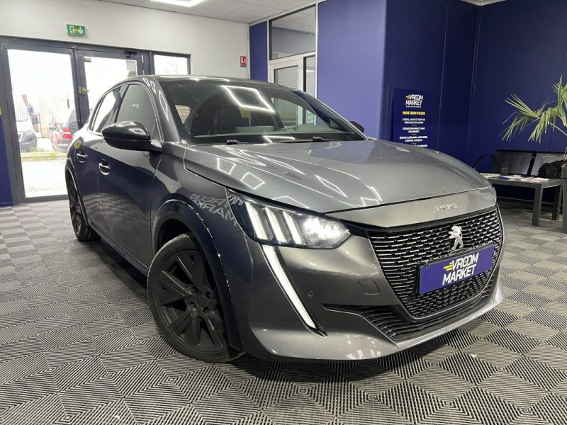 Peugeot 208 1.2i 130ch S&S GT EAT8 | Entretien OK | Toit panoramique | Boite automatique