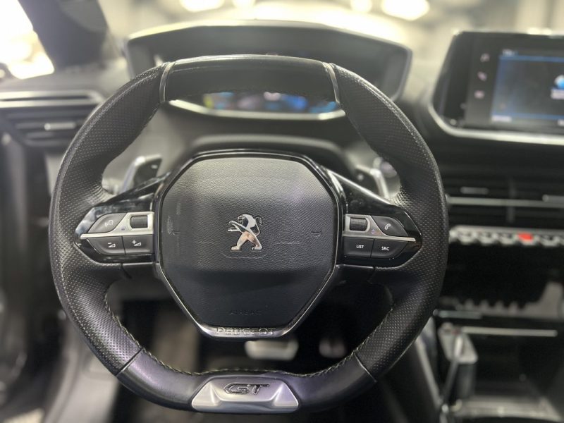 Peugeot 208 1.2i 130ch S&S GT EAT8 | Entretien OK | Toit panoramique | Boite automatique