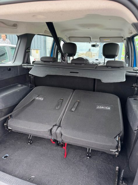 DACIA LODGY STEPWAY 1.5 BLUE DCI 115CH 15 ANS 7 PLACES