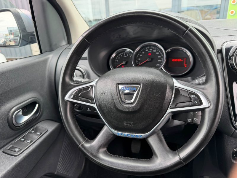 DACIA LODGY STEPWAY 1.5 BLUE DCI 115CH 15 ANS 7 PLACES