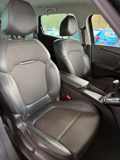 Renault Grand Scenic 1.7 BlueDci 120ch éditon Bose 7 places - Suivi et Entretenu