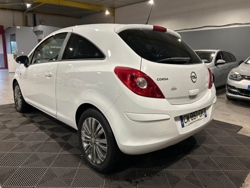 OPEL CORSA 1.2I 80CH