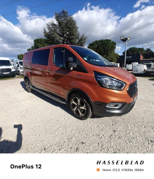 FORD TRANSIT 2.0 TDCI 170CV BOITE AUTO ECOBLEU CABINE APROFONDIE 5 PLACE  FINITION ACTVE 320 L2H1 2.0 ECOBLUE 170 T 2023