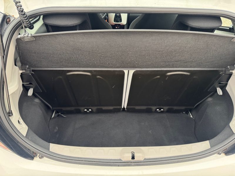 TOYOTA AYGO II 1.0 VVT-I 69CH X-PLAY 5P 2017