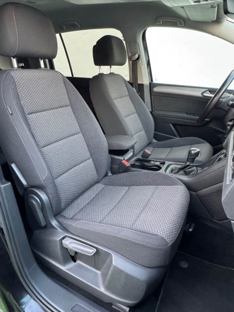 VOLKSWAGEN TOURAN 2.0 TDI 150CH DSG7 CONFORTLINE ENTRETIEN COMPLET ATTELAGE GARANTIE 12 MOIS 