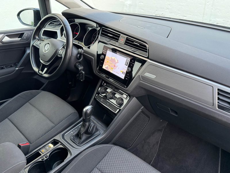 VOLKSWAGEN TOURAN 2.0 TDI 150CH DSG7 CONFORTLINE ENTRETIEN COMPLET ATTELAGE GARANTIE 12 MOIS 