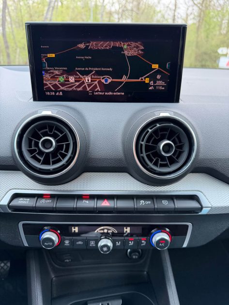AUDI Q2 30 TDI 116CH   08/2022  DSG