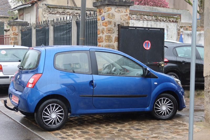 RENAULT TWINGO II 1.5 DCI 65 AUTHENTIQUE 2009