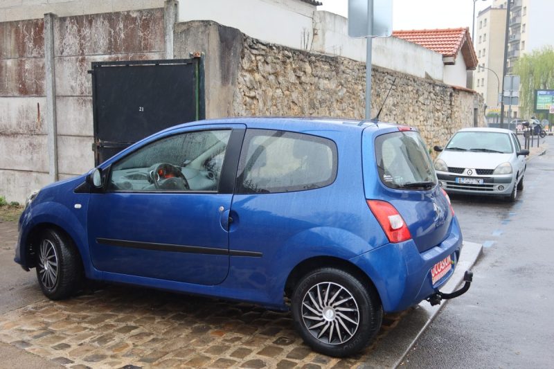 RENAULT TWINGO II 1.5 DCI 65 AUTHENTIQUE 2009