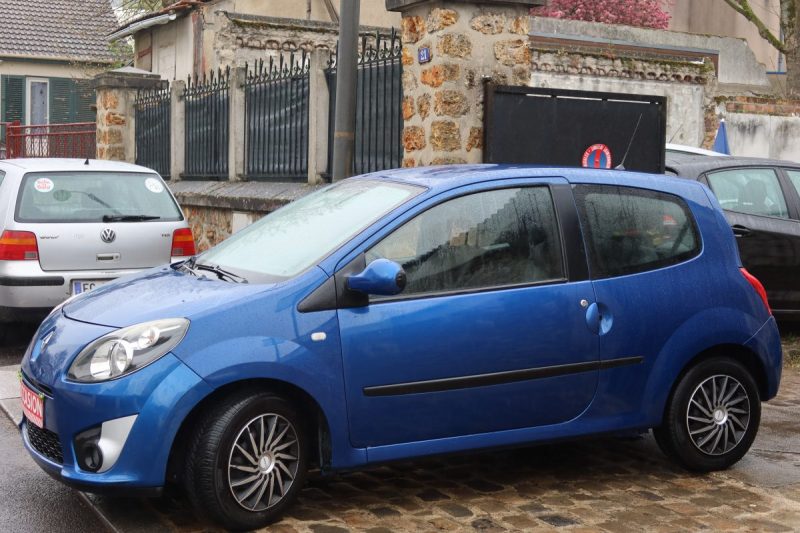RENAULT TWINGO II 1.5 DCI 65 AUTHENTIQUE 2009