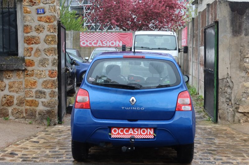 RENAULT TWINGO II 1.5 DCI 65 AUTHENTIQUE 2009