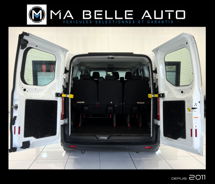 FORD TRANSIT CUSTOM 310 L1H1 2.0 TDCI 105 AMBIENTE 9 PLACES / 263 euros mensuel