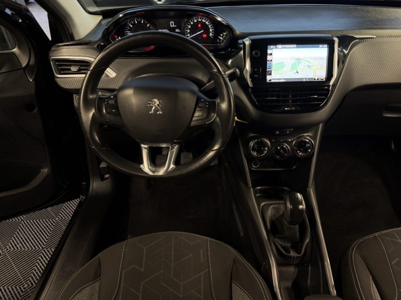 PEUGEOT 2008 1.2 82 Cv 1ERE MAIN / ECRAN GPS TACTILE REGULATEUR LIMITEUR CRIT AIR 1 - GARANTIE 1 AN