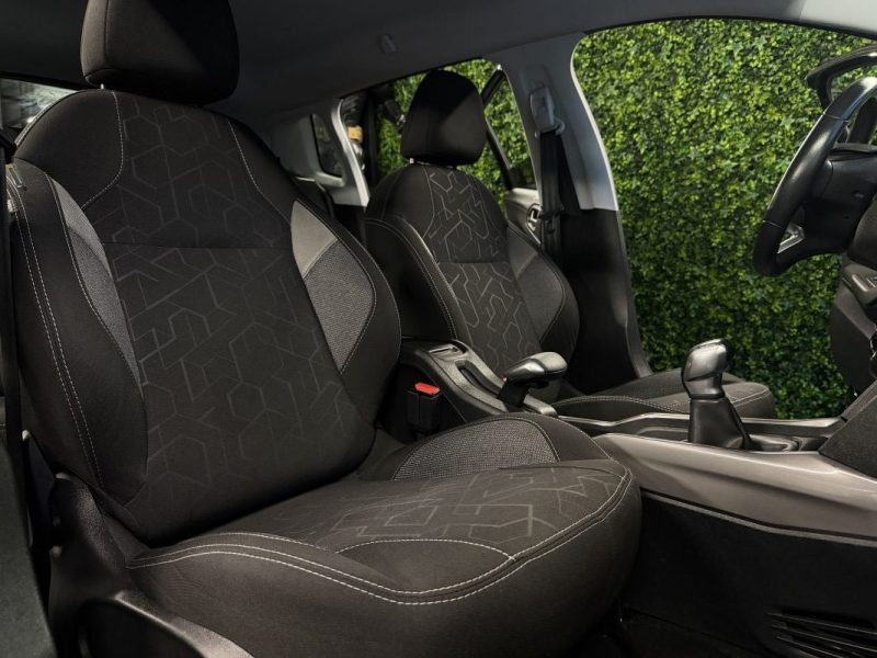 PEUGEOT 2008 1.2 82 Cv 1ERE MAIN / ECRAN GPS TACTILE REGULATEUR LIMITEUR CRIT AIR 1 - GARANTIE 1 AN