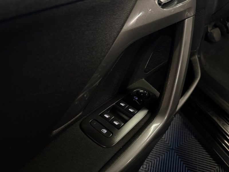 PEUGEOT 2008 1.2 82 Cv 1ERE MAIN / ECRAN GPS TACTILE REGULATEUR LIMITEUR CRIT AIR 1 - GARANTIE 1 AN