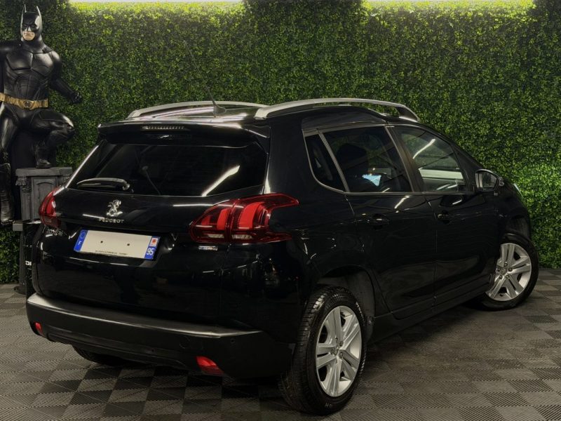 PEUGEOT 2008 1.2 82 Cv 1ERE MAIN / ECRAN GPS TACTILE REGULATEUR LIMITEUR CRIT AIR 1 - GARANTIE 1 AN