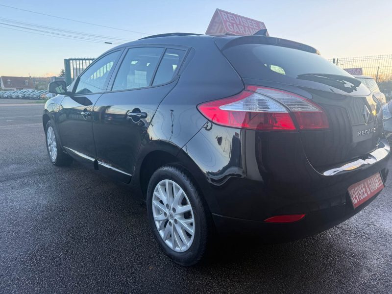 RENAULT MEGANE 3 PHASE 3 LIMITED TOIT OUVRANT 1.2I TCE - 16V TURBO 2015