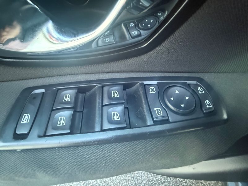 RENAULT MEGANE 3 PHASE 3 LIMITED TOIT OUVRANT 1.2I TCE - 16V TURBO 2015