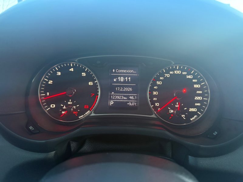 AUDI A1 S LINE 1.4 TFSI 185CV BOITE AUTOMATIQUE DSG7 TOIT OUVRANT 2013