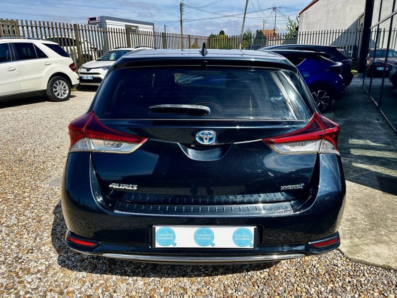 TOYOTA Auris 1.8 136Ch Technoline 03/2017