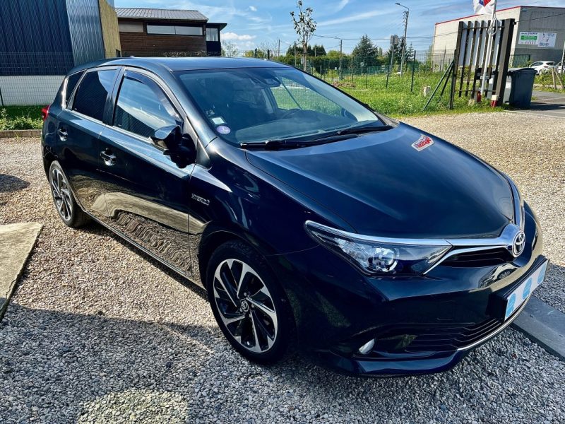 TOYOTA Auris 1.8 136Ch Technoline 03/2017